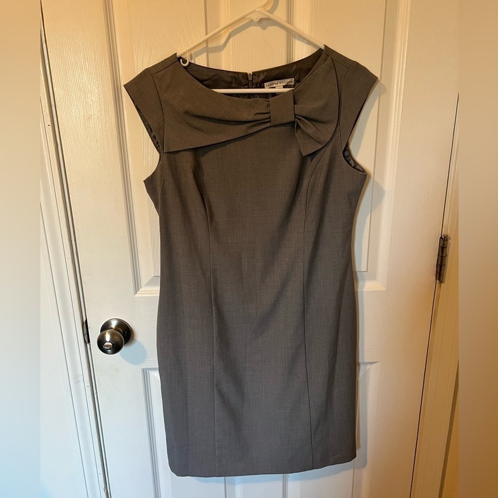 Sandra Darren Gray Career Sheath Dress Neck Bow Cap Sleeves Womens Size 8 Petite